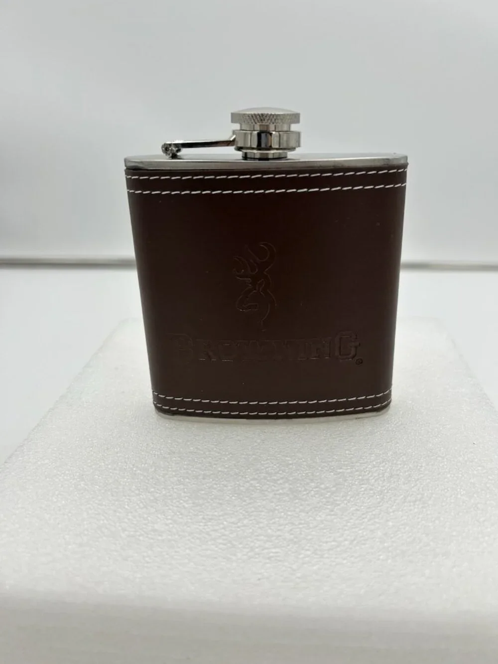 Browning Stainless Steel Wrapped In Leather 6oz Flask Never Used